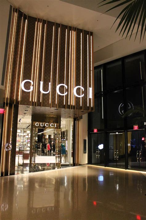 gucci phone number in las vegas|gucci premium outlet las vegas.